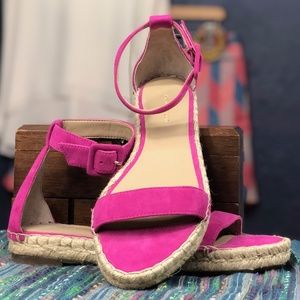 Ann Taylor leather Suede Espadrilles Sandals Pink!